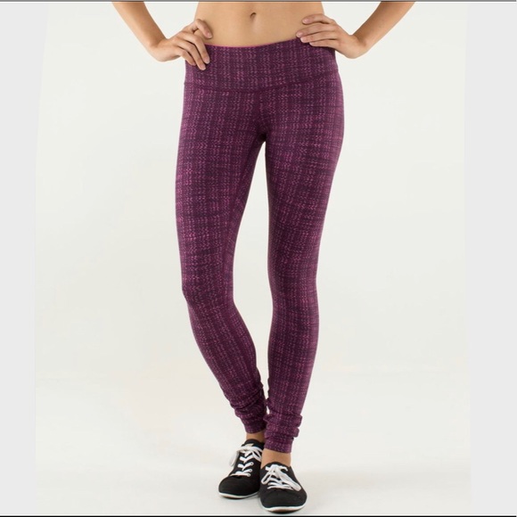 Lululemon ‘Wunder Under’ in Ziggy Wee August Glo - Picture 2 of 6